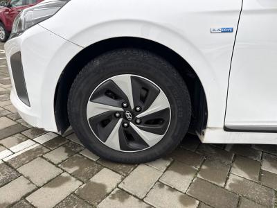 Hyundai Ioniq — Imagine 18