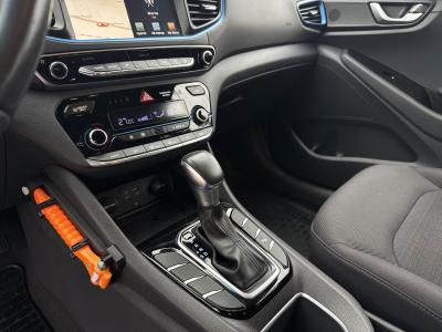 Hyundai Ioniq — Imagine 20