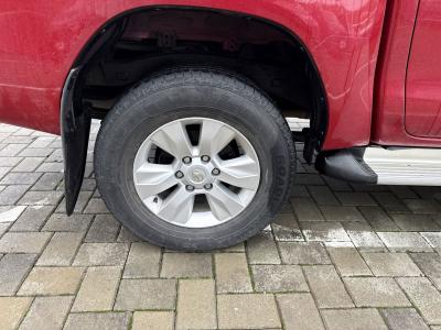Toyota Hilux — Imagine 16