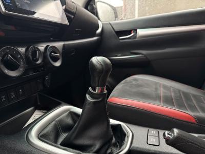 Toyota Hilux — Imagine 20